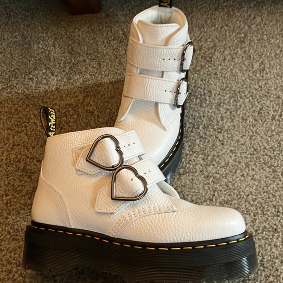 DEVON HEART LEATHER PLATFORM BOOTS - Picture 5 of 6